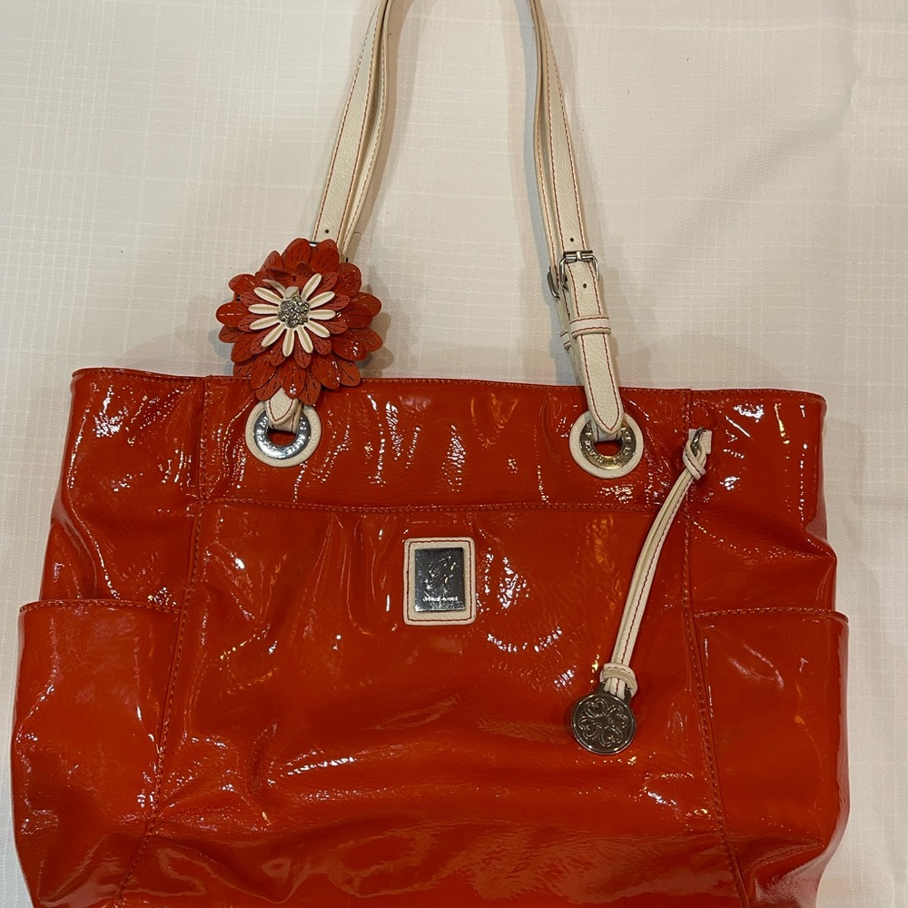 Grace Adele Purse with Flower Clip